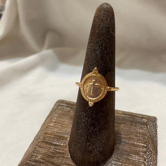 Vintage-Inspired Cross Ring Size 6 - Picture 3 of 3